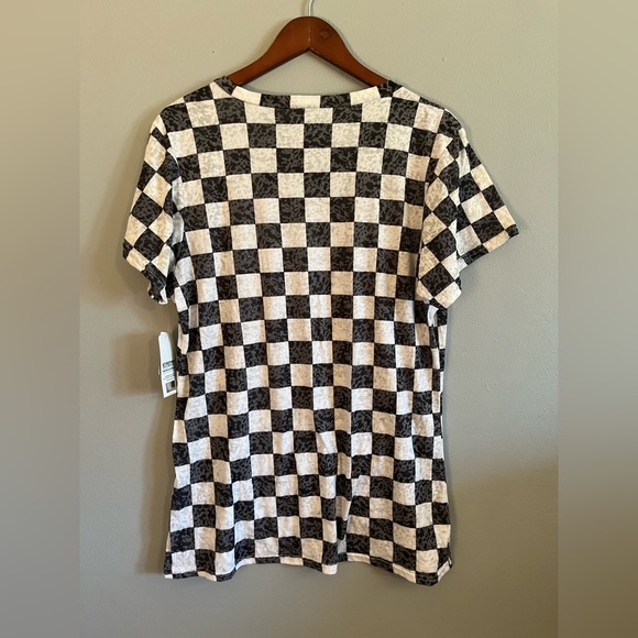 NWT NASCAR v-neck T-shirt (XXL) - Picture 5 of 6